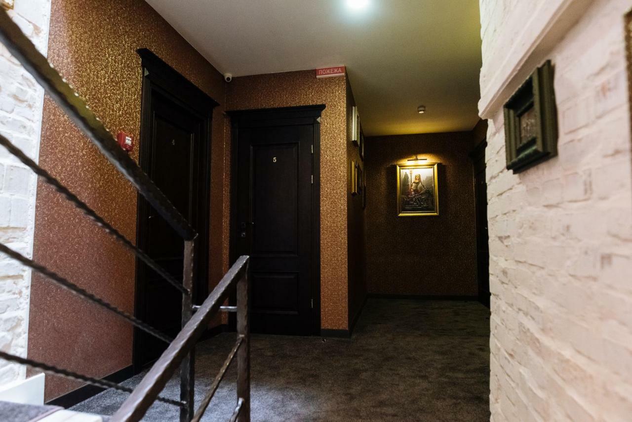 Clubhouse Hotell Ivano-Frankivsk Exteriör bild